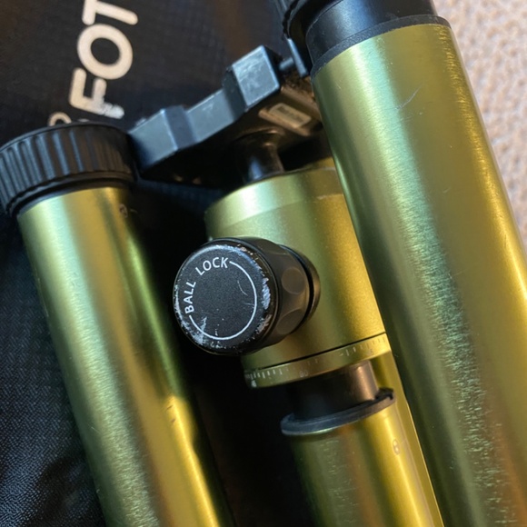 MeFoto GlobeTrotter Air Aluminum Travel Tripod - Picture 5 of 11